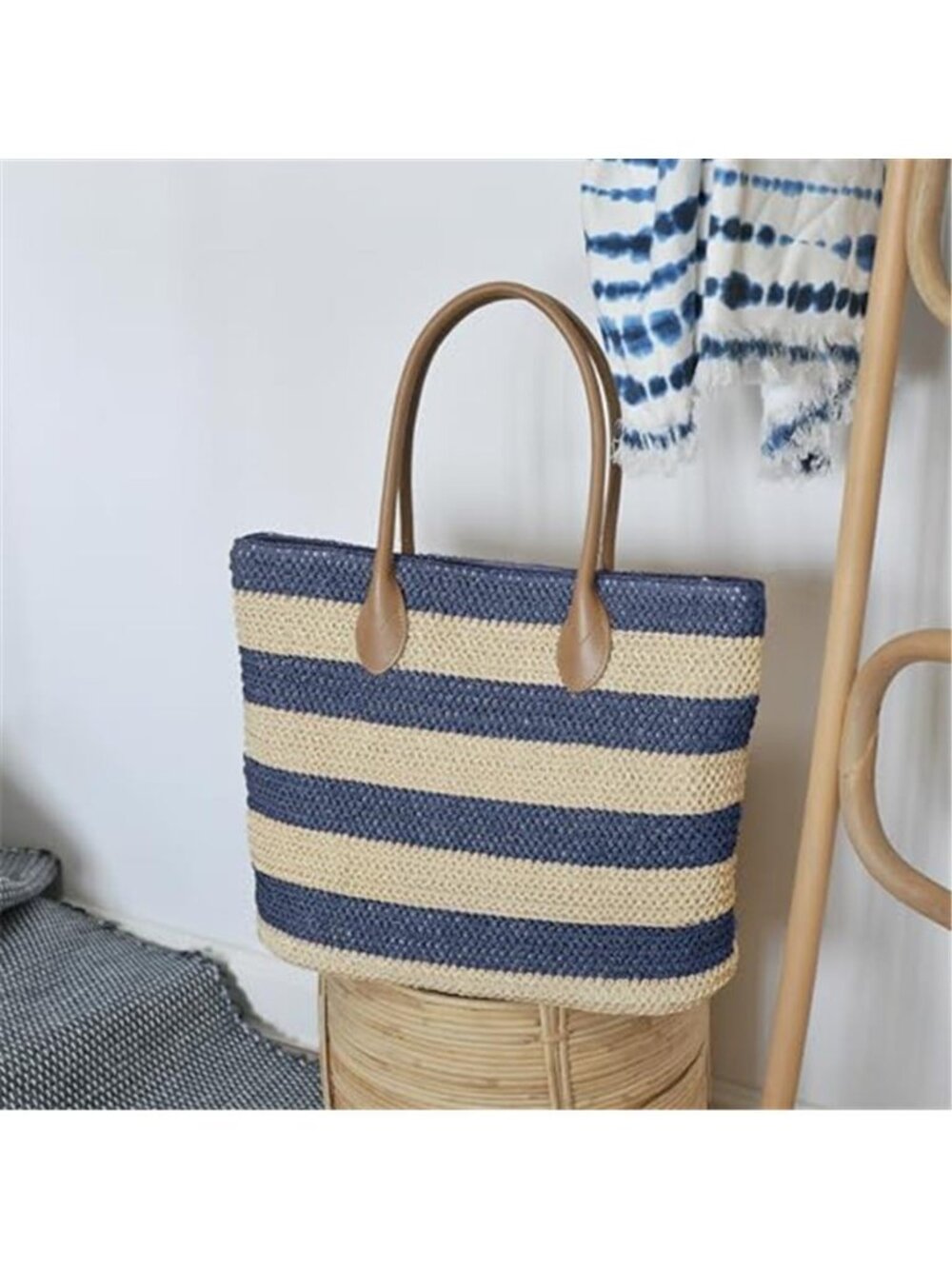 Striped Synthetic Women's Tote Light Weight Vaction Shoulder Handbag - Picture 4 of 5